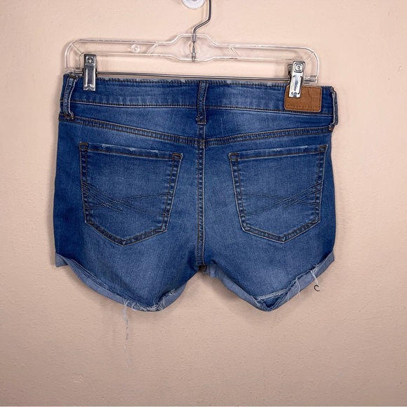 Size 6 Aeropostale Blue Distressed Denim Shorts Cuffed Stretch Western - Picture 3 of 11